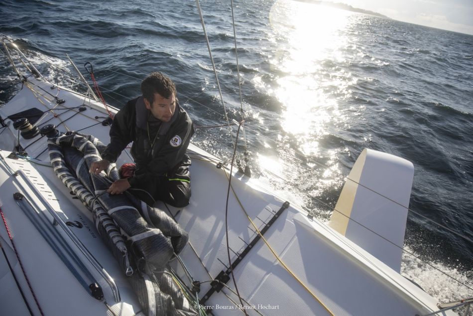 Benoit Hochart Navigue pour La Chaîne de l'Espoir 